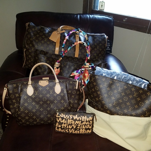 Meet your Posher, Janell - Picture 2 of 3